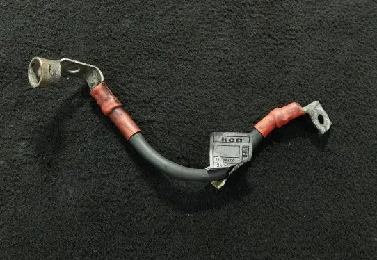 BMW 5 E39 Positive cable (battery) 2247666 E0265L6 759008122