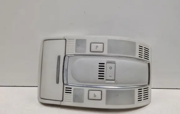 Audi A6 S6 C6 4F Front seat light 4F0947135N 16781020