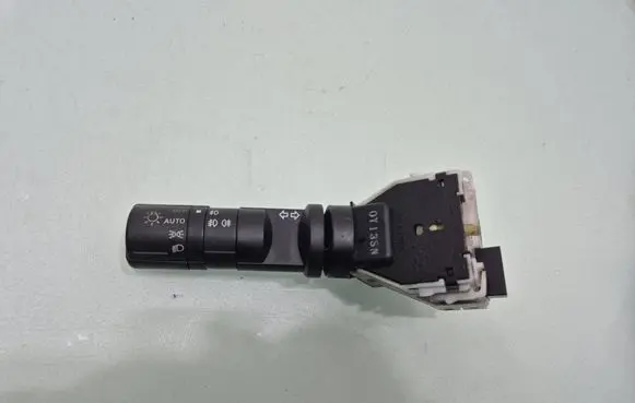 Nissan Qashqai+2 Indicator stalk 