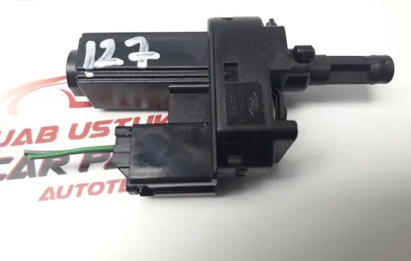 Clutch pedal sensor