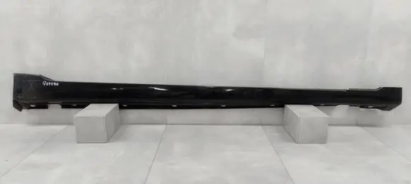 Hyundai Genesis side skirts sill cover 87752B1000