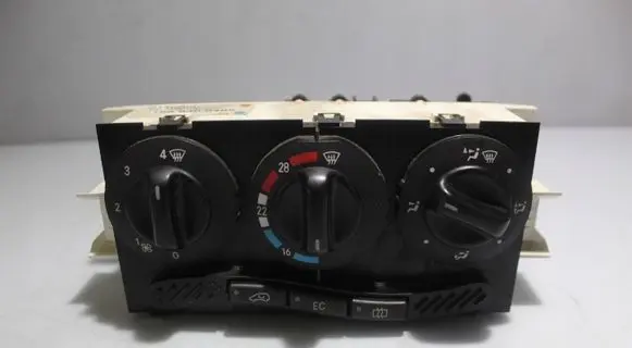 Mercedes-Benz A W168 Interior fan control switch 1688300485