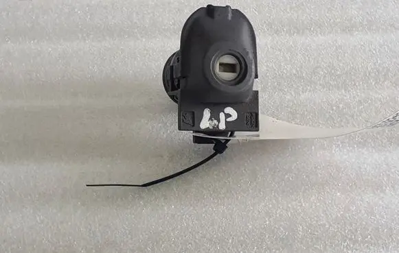 Land Rover Evoque I Front door lock (next to the handle) 30784963