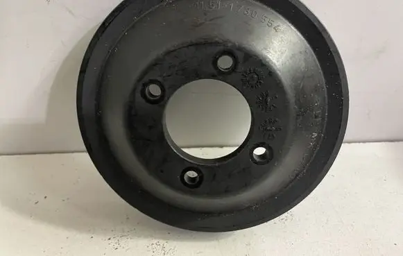 BMW 7 E38 Power steering pump pulley 1730554