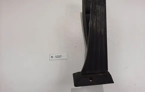 BMW 5 E60 E61 Accelerator throttle pedal