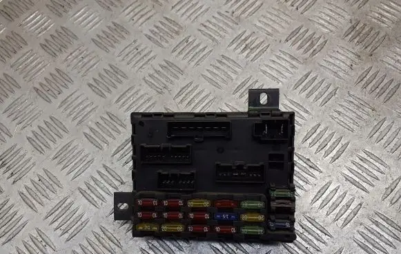 Alfa Romeo 156 Fuse box cover 46447809