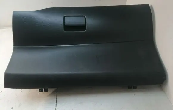 Toyota Auris 150 Glove box 5555202100