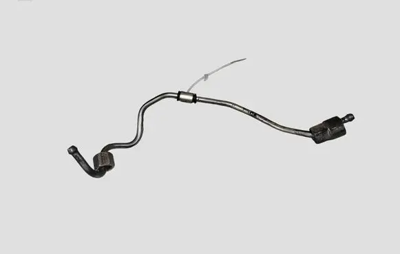 Volvo XC60 Fuel injector supply line/pipe