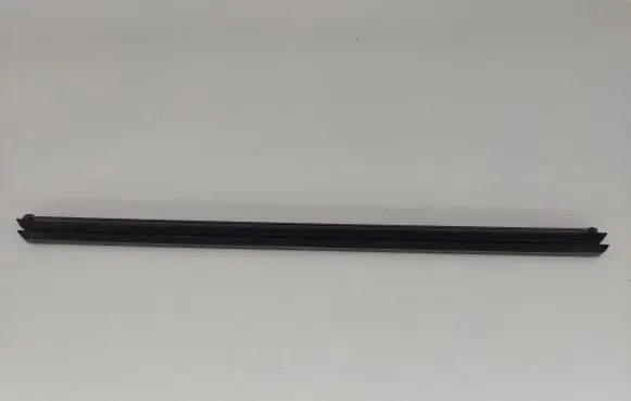 Cupra Formentor Door glass trim 5FF839479