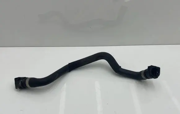 BMW 5 G30 G31 Engine coolant pipe/hose 8572908 1483780 152734