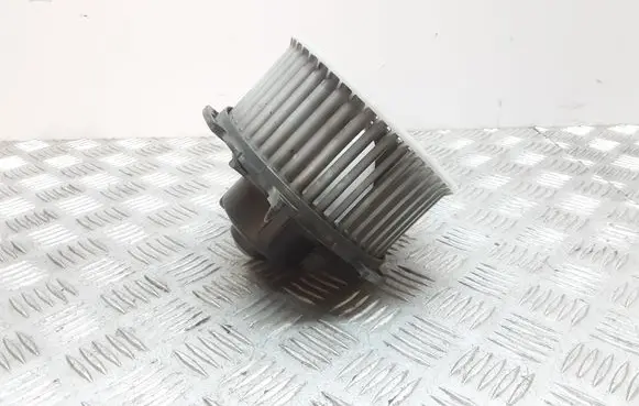 Mazda 3 I Heater fan/blower 8940000270