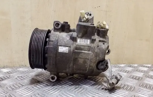 Land Rover Discovery 3 - LR3 Air conditioning (A/C) compressor (pump) JPB000183 4471808382