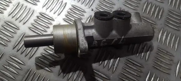 Audi A6 S6 C4 4A Master brake cylinder 1735