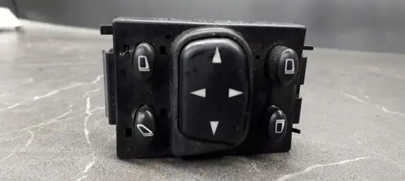 Mercedes-Benz S W220 Other switches/knobs/shifts 2208211551