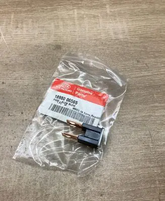 KIA Carens II Other relay 1898006565 80A