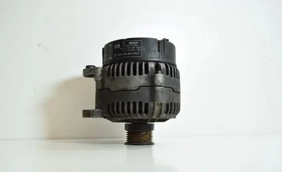 Audi A6 S6 C4 4A Generator/alternator 028903028A 0123510009