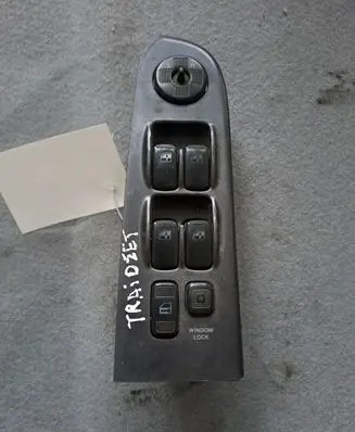 Hyundai Trajet Electric window control switch 621W02250