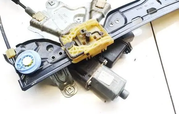 Front door window regulator motor
