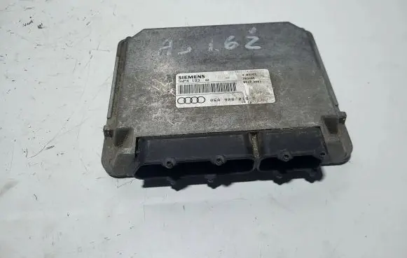Audi A3 S3 8L Engine control unit/module 06A906019D 703405 5WP4193