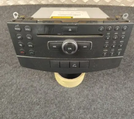 Mercedes-Benz C W204 Radio/CD/DVD/GPS head unit A2048700594