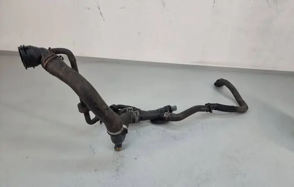 Volkswagen Scirocco Engine coolant pipe/hose 03l121131aa