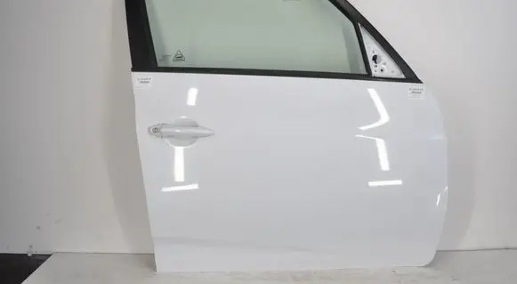 KIA Venga Front door