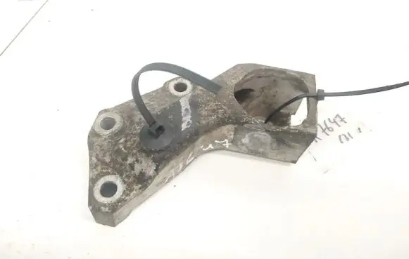 Peugeot 206 Engine mounting bracket 9639156780