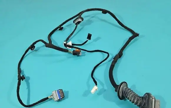 Peugeot 5008 II Rear door wiring loom 9829074680 IMPRK1598717