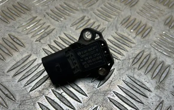 Audi A5 Sportback 8TA Air pressure sensor 03G906051E 0281002977 130413T172357F
