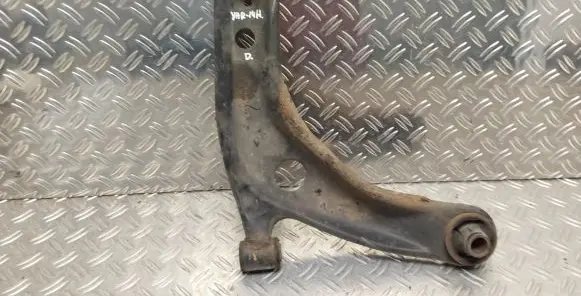 Front lower control arm/wishbone