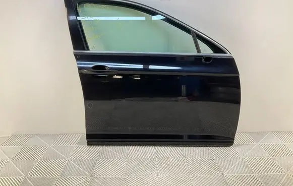 Volkswagen PASSAT B8 Front door 3G0831312K