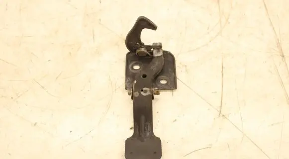 Mini Cooper Countryman R60 Engine bonnet/hood lock/latch loop/hook 9802763