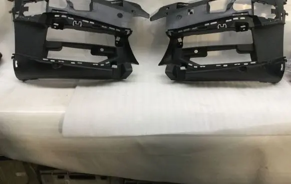 BMW 5 G30 G31 G38 Front bumper support beam 8064968 8064967