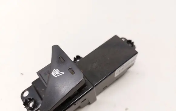 KIA Sportage Seat heating switch 933403W900WK 4912011110