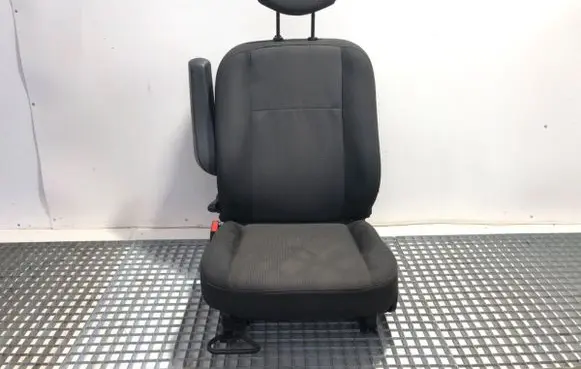 Renault Master III Front driver seat 