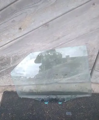 Honda Civic Rear door window glass