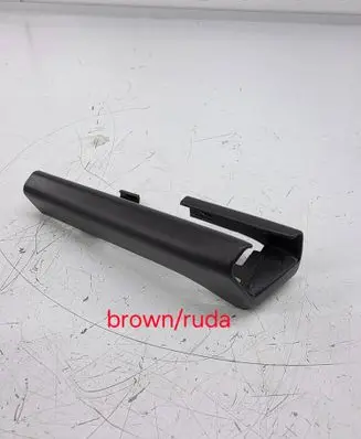 Porsche Cayenne (92A) Front passenger seat rail trim 7P5885624