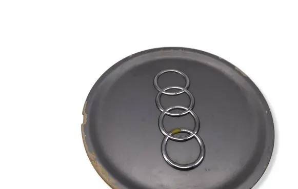 Audi A8 S8 D2 4D Original wheel cap 8D0601165D