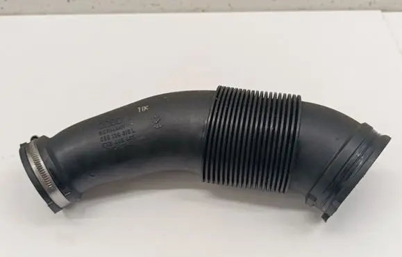 Audi A7 S7 4G Air intake duct part 059129615L