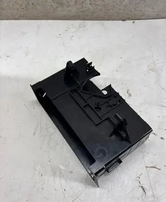 Mercedes-Benz E W211 Dashboard storage box/compartment A2116800552