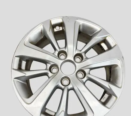 R16 alloy rim