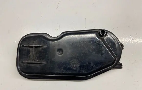 Volkswagen Polo III 6N 6N2 6NF Headlight/headlamp dust cover 96383200