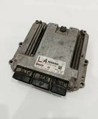Nissan X-Trail T31 Engine control unit/module 237103UC8B 0281018160 70550028