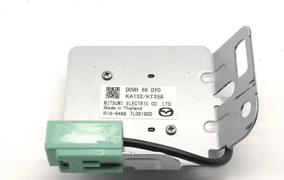 Mazda CX-3 Aerial antenna amplifier D09H66DY0