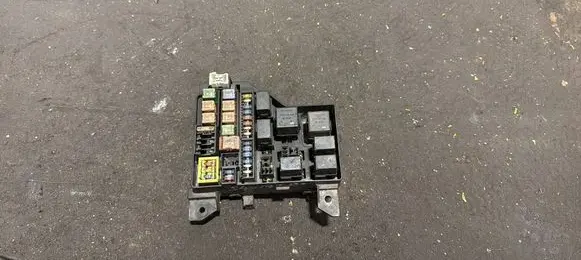 Volvo S40, V40 Fuse box set 30859714 72541985