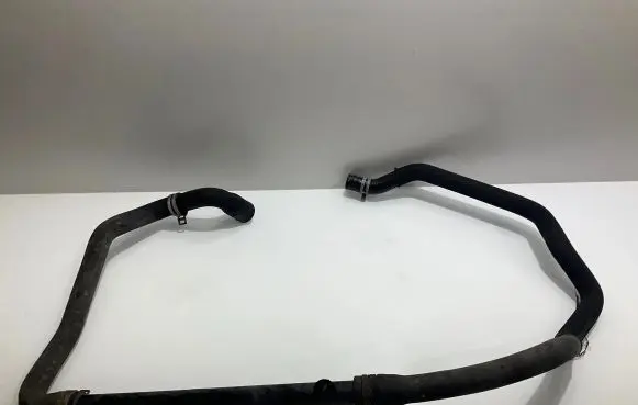 Mercedes-Benz ML W164 Engine coolant pipe/hose