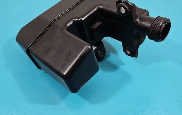 Intake resonator