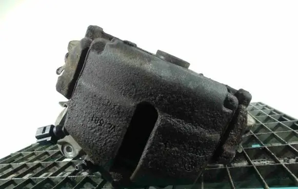 Volkswagen PASSAT B7 Front brake caliper IMPRK1169396
