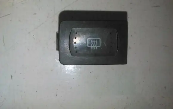 Volkswagen Golf IV Windscreen/window heater switch 1j0959621c