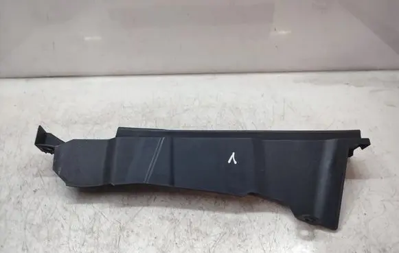 KIA Sorento Fender end trim 841302P500